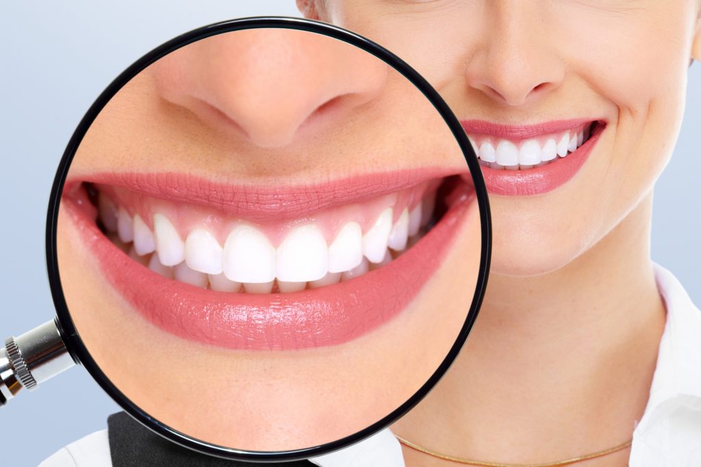 Teeth whitening booth
